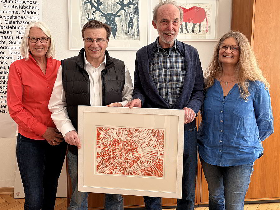 Roman Moosbauer mit KJF-Direktor Michael Eibl, Christine Allgeyer und Birgit Kirchmann