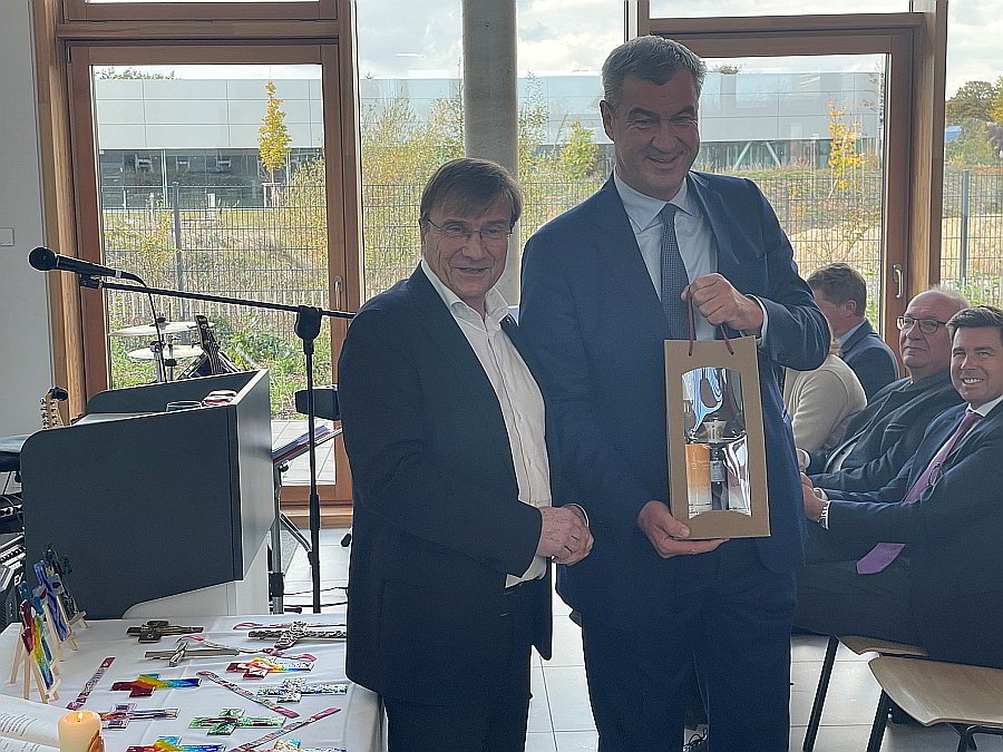 KJF-Direktor Michael Eibl und Ministerpräsident Dr. Markus Söder